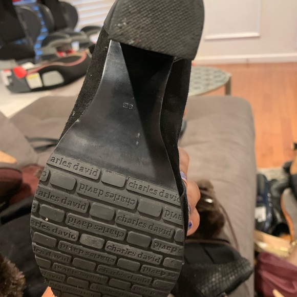 Black size 8 Charles David bootie/midcalf boots - Picture 3 of 4